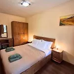 Lodge Margarita Mountain Tsigov Chark